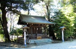 摂社・天津神社